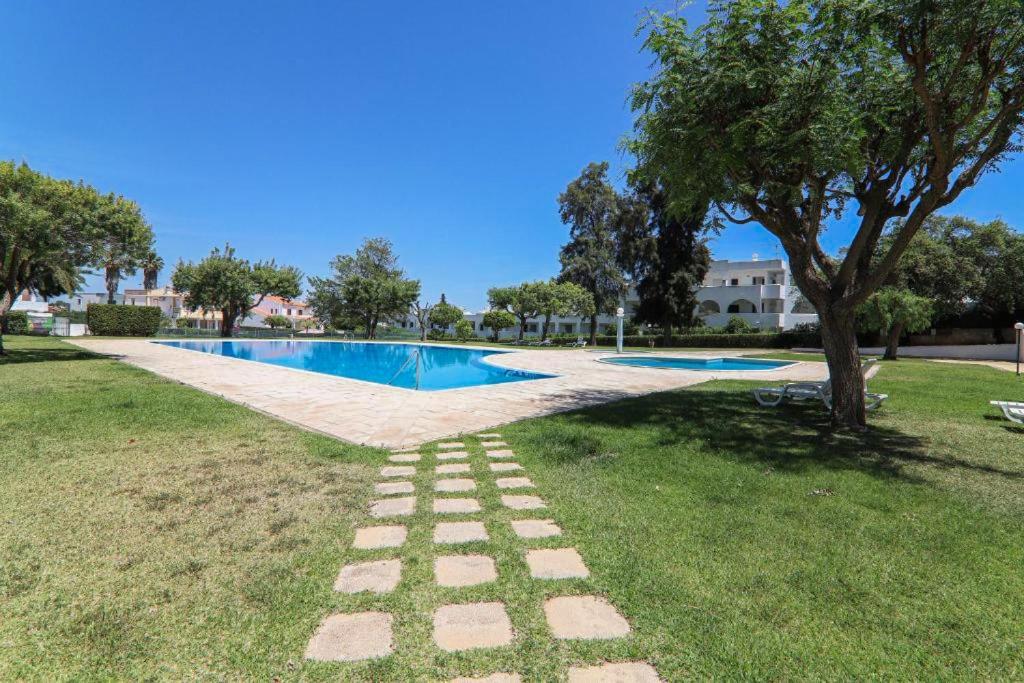 Apartamentos Ninho Das Gaivotas Albufeira Exterior foto